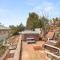 Top of uptown Sedona with Panoramic Views and Hot Tub