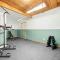Stylish and Cozy Downtown 2 Bedroom Unit with Hot Tub
