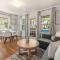 Desert Modern Downtown Flagstaff Unit with Hot Tub