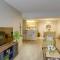 Toledo Vacation Rental about 8 Mi to Downtown!