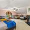 Great Group Getaway: Games Galore + Outdoor Oasis