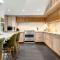Sequoia 5 Penthouse