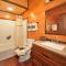 SkyView Mansion:13bdrm, 17bath, Sleeps 70, Indoor Pool, Amazing Views - بيدجن فورج