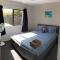 Whitianga Kiwi Bach
