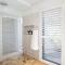 Panoramic Ocean Views and Short Walk To Beach