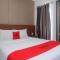 RedDoorz Apartment near Exit Toll Colomadu