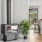 Sea La Vie ~ Pet Friendly Coastal Chic Broadwater Retreat