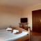 Rooms and Apartments Panker