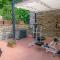 La Casa Nel Bosco D’arte- Greve in Chianti, holiday house with private garden