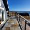 Spectacular Oceanfront Studio with Hot Tub & Loft