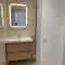 Villa climatisée, proche mer, 2 grands appartements indépendants, parking, wifi