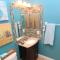 Come stroll along the beach and enjoy shared resort style amenities!