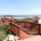 Come stroll along the beach and enjoy shared resort style amenities! - Palm Coast