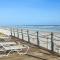 Fabulous Ocean and Pool Views From Balcony & Located on No-Drive Beach - New Smyrna Beach