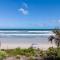 Oceanfront views on no-drive beach with complex pool! - 新士麦那海滩
