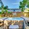 Enchanting 2BR/1BA Casita 2 blocks to Beach