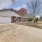 Rogers Vacation Home with Yard 5 Mi to Bentonville - 罗杰斯 Rogers Vacation Home with Yard 5 Mi to Bentonville - 罗杰斯