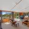 Seaview, Sun and Surf - Piha Holiday Home - Piha