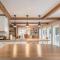 Breathtaking Lake View With Spa Chalet 360