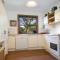 Charming Cottage Retreat by HolidayCo