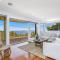 Binalong House by HolidayCo