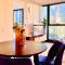 Highrise best location 2baths - ملبورن