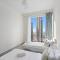 Luxury 2BR with Pool, Gym, Fast WIFI and Skyline - Dubaj