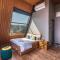 SaffronStays A Vantage, Panchgani - A Pyramid Shaped Unique Luxury Villa With Infinity Valley Views
