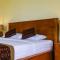 Big Stone House 6 - 6 min Center and 500m Parq Ubud