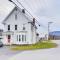 Ludlow Townhome 3 Mi to Okemo Mountain!