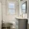 The Chic Shack / Centrally Located 2BR/1BA Home - 埃文斯维尔
