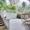 Lake Oswego Home with Deck 9 Mi to Downtown Portland - بحيرة أوسويجو