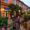 THE KINGSVIEW TOWNHOUSE - Boutique Hostel