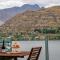 Charming Lakeside Apartment at Remarkables Retreat - Квінстаун