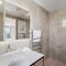 Modern, Plush & Picturesque - Wynyard Top