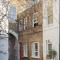 Quaint Homes in Chelsea