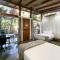 Fuego Lodge