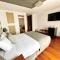 Hotel Fundador by Robles
