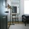 Cozy Modern Farmhouse 2 Bedroom Apartment
