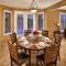 Prime Location, Heated Pool, Hot Tub, Fire Pit, Bbq, More
