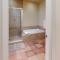 LV028 Private Downstairs Studio on Main Paseo - 拉昆塔