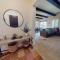LV217 Superb 2 Bedroom Overlooking the Lap Pool - لا كينتا