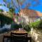 Immaculate 3 Bed City Home - Close to Everything!