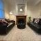 Immaculate 3 Bed City Home - Close to Everything!
