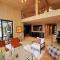 Lakefront Villa, exclusive leisure property near Vrådal Golf, Straand Summerland & Panorama Ski center