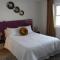 4 Guest Suite with Waterfront Views at Fancie's PEC - Suite 2 - Belleville
