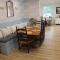 4 Guest Suite with Waterfront Views at Fancie's PEC - Suite 2 - Belleville