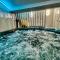 Luxor - Private Jacuzzi Boulevard Suites