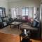 Fancy Pansy 4.2 Room 1 only : Spacious 1 bedroom house