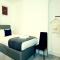 Town Centre House with parking, Wi-Fi